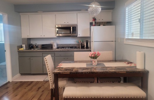 Stanton Apartment | STUDIO COMFORT