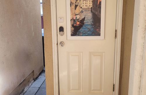 Stanton Apartment | STUDIO COMFORT