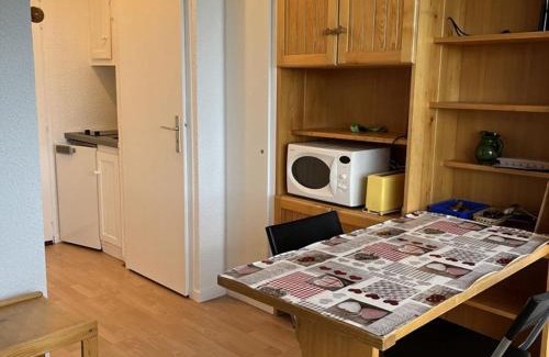 Plan Peisey Apartment | Studio cosy pour 2 avec balcon à Plan Peisey - FR-1-757-130