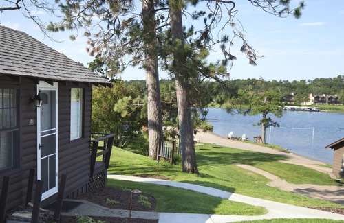 East Gull Lake Cottage | Studio Cottage on Gull Lake | Access to Resort Amenities