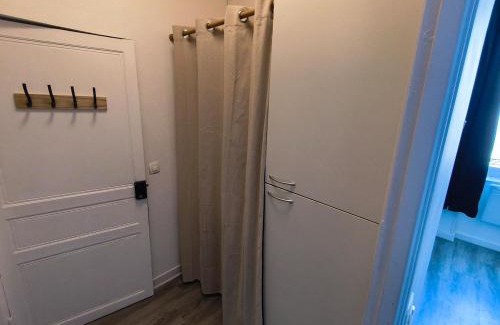 Carhaix-Plouguer Apartment | Studio Cozy Centre