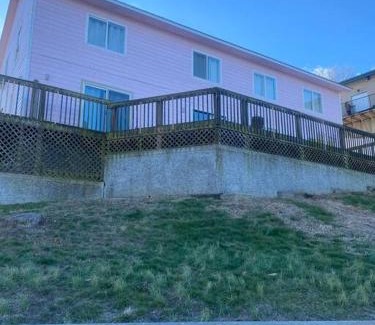 Lake Ozark House | Studio D Sleep 6- Bachelor/Bachelorette Parties!