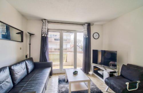 Etrembieres Apartment | STUDIO DESIGN NEAR GENEVA