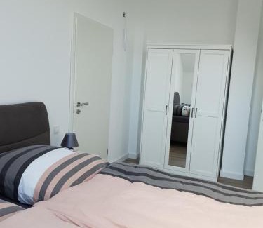 Sankt Johann Apartment | Studio EifelGlück