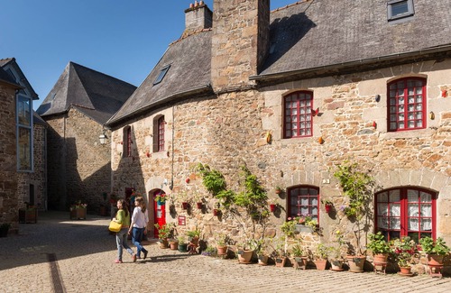 Chatelaudren Apartment | Studio en rez-de-chaussée