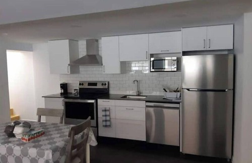 LaSalle Apartment | Studio Entièrement Rénové