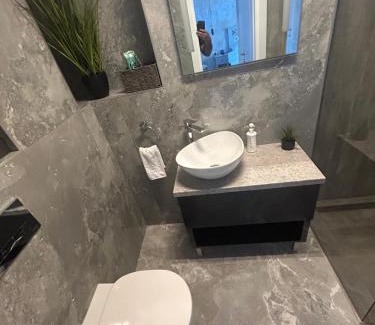 Curtea De Arges Apartment | Studio Ermanos