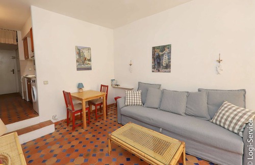 Port Grimaud Apartment | Studio flat close to the beach of Port Grimaud II