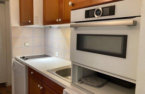 Port Grimaud Apartment | Studio flat close to the beach of Port Grimaud II