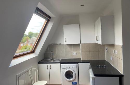 Hatch End Apartment | Studio Flat