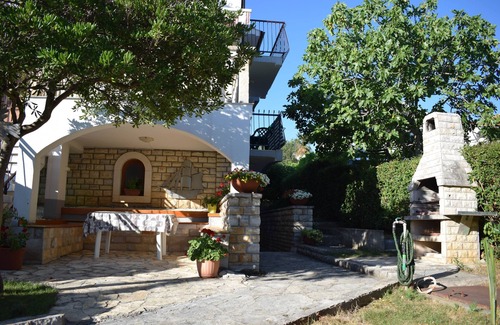 Sveti Filip i Jakov Apartment | Studio flat with balcony Sveti Filip i Jakov, Biograd (AS-4299-a)