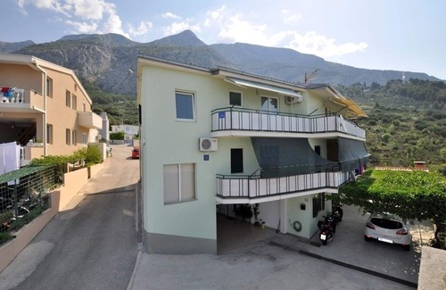 Makarska Apartment | Studio flat with balcony Makarska (AS-14091-a)