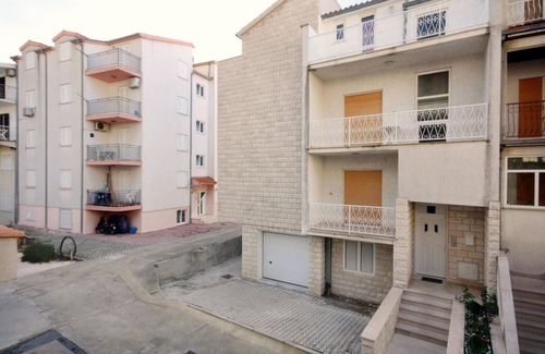 Omis Apartment | Studio flat with balcony Duće, Omiš (AS-5973-a)