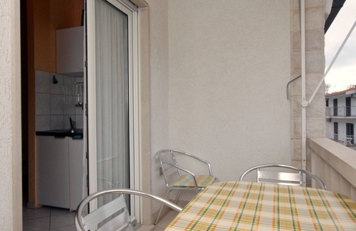 Omis Apartment | Studio flat with balcony Duće, Omiš (AS-5973-b)