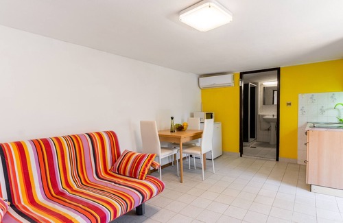 Cove Murtar Apartment | Studio flat with terrace Mali Lošinj, Lošinj (AS-12551-a)