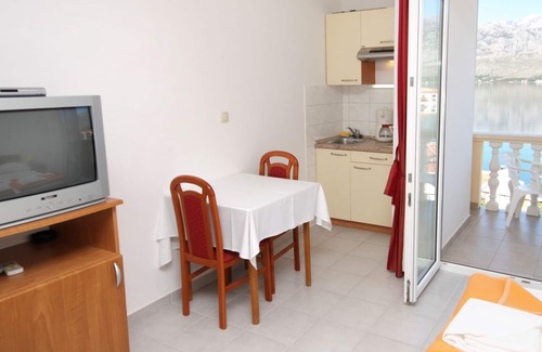 Vinjerac Apartment | Studio flat with terrace and sea view Vinjerac, Zadar (AS-3248-l)
