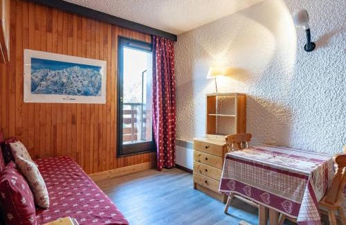 Meribel-Mottaret Apartment | Studio fonctionnel 16m² à Méribel Mottaret - Proche pistes et commerces, parfait pour 2 personnes - FR-1-355-21