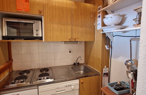 Valfrejus Apartment | Studio for 4 in Valfréjus with WiFi and parking near cable car