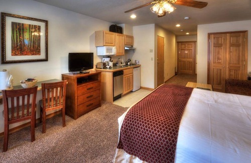 Four O'Clock Villa | Studio: Grand Timber Lodge @ Breckenridge CO