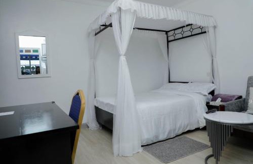 Shabab Hotel | Studio Guest Suite