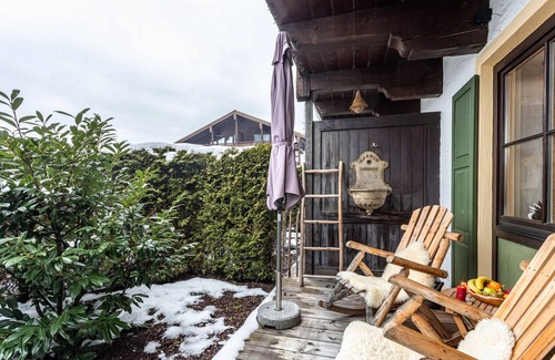 Inzell Apartment | Studio 'Hüttentraum' with Mountain View, Private Terrace and Wi-Fi