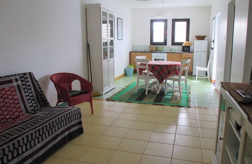 Port-Louis Apartment | studio in a character house comtemporaire