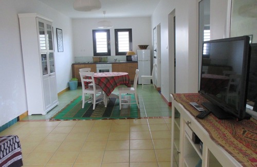 Port-Louis Apartment | studio in a character house comtemporaire