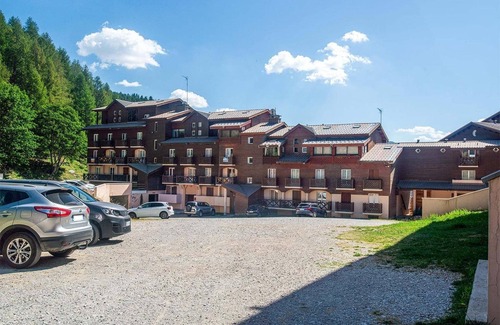 Allos Apartment | Studio in France near Ski Slopes & City Center