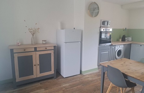 Isigny-le-Buat Apartment | Studio in the countryside 28 km from mont saint-michel and 15km east of Avranche