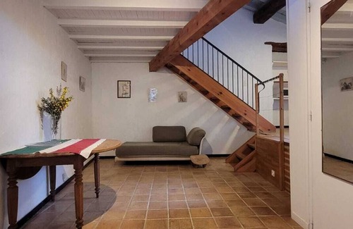 Eus Apartment | Studio in the heart of the village of Eus