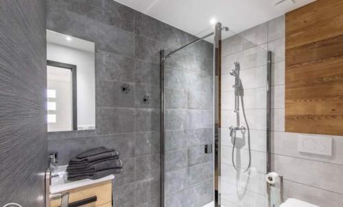 Montmin Apartment | STUDIO LA TOURNETTE