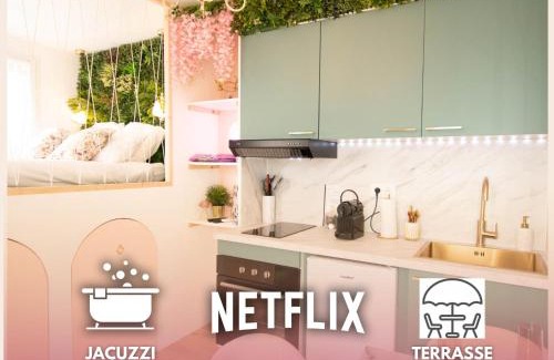 Montfort-sur-Meu Apartment | Studio les 2 fées - Brocéliande - Jacuzzi