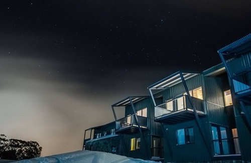 Perisher Valley Resort | Studio Loft (for 4), The Stables Resort Perisher