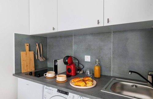 3rd Arrondissement Apartment | Studio love agreable Marais paris 3 - 2P