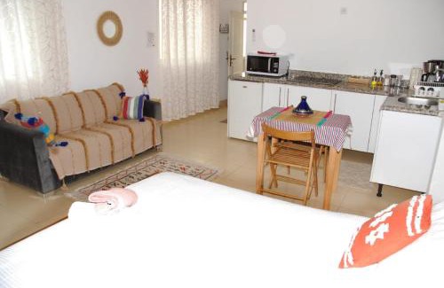 Tangier Apartment | Studio lumineux avec terrasse
