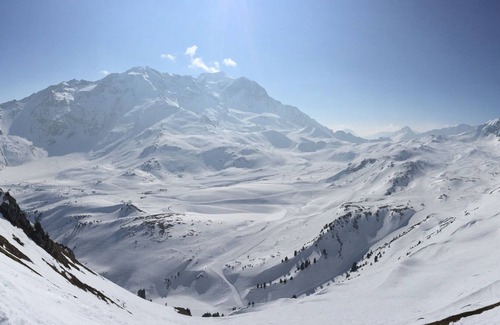 Arc-2000 Apartment | STUDIO MAGNIFIC MOUNTAIN VIEW SUMMER - WINTER