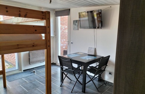 Mesnil-Val Apartment | Studio near the beach