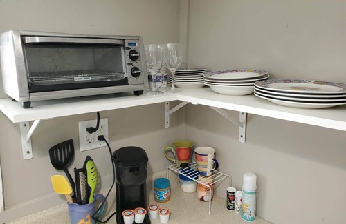 Core Creek Apartment | Studio-:Now Lower prices! Bring your boat for summer and fall fishing