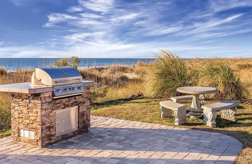 Ash Condo | Studio Ocean View Condo Relax on Myrtle Beach!