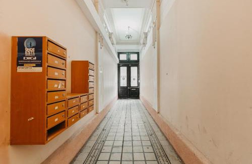 Bucharest City-Centre Apartment | Studio Piata Amzei NR.1 (17 A)