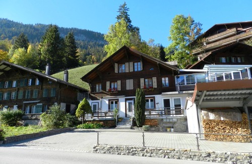 Zweisimmen Apartment | Studio Poli by Interhome