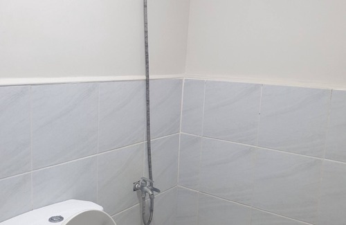 Lapu-Lapu Apartment | Studio unit at SAEKYUNG 956 LOOC Condominium!
