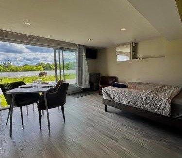 Beaugency Apartment | Studio vue sur Loire