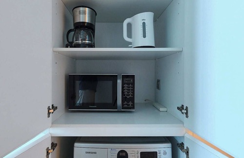 Dubai Marina Apartment | Studio With Best View Of Dubai