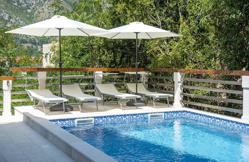 Kotor Apartment | Studio With Pool Access Near Old Town Kotor