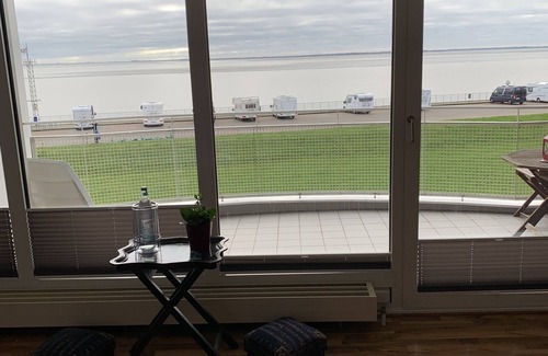 Innenhafen Apartment | Studio with sea view and large loggia - direct access to the North Sea