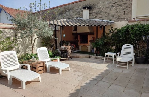 Rognac Cottage | studion for the holidays