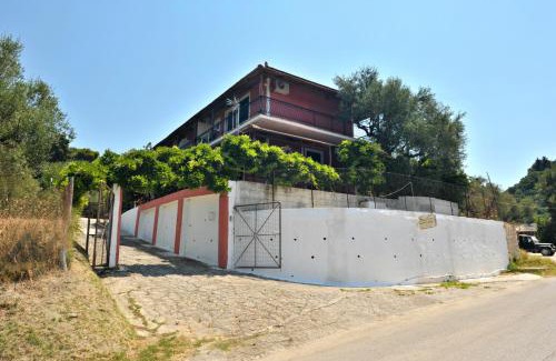 Akrotiri Apartment | Studios Dimitris Giatras