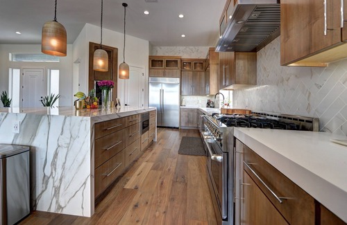 Summerlin South House | Stunning 1 Story, 3 Bdr W gym w peloton basic dumbells, massage room, Pool & Spa