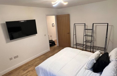 Sefton Park House | Stunning 2 Bed Apt "The Court" Opposite Sefton Park.
